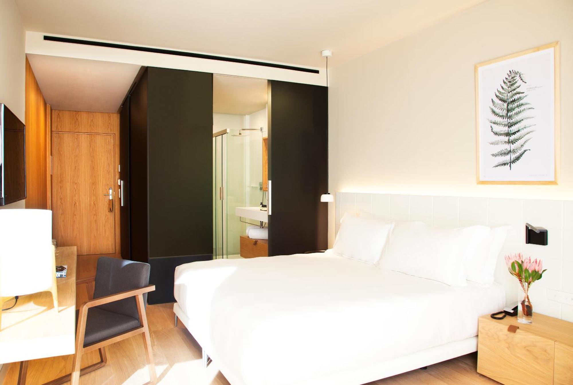 Triple Room,1444003699:JPEG